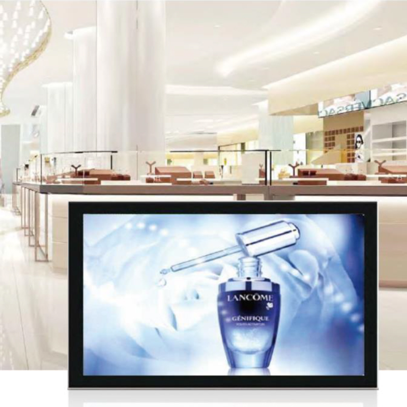 WALL MOUNTED DIGITAL SIGNAGE